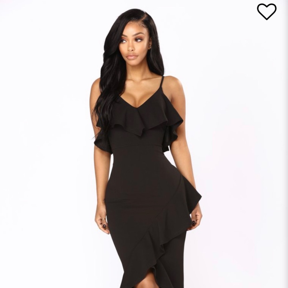 Fashion Nova Long Fitted Black Dress NEVER WORN